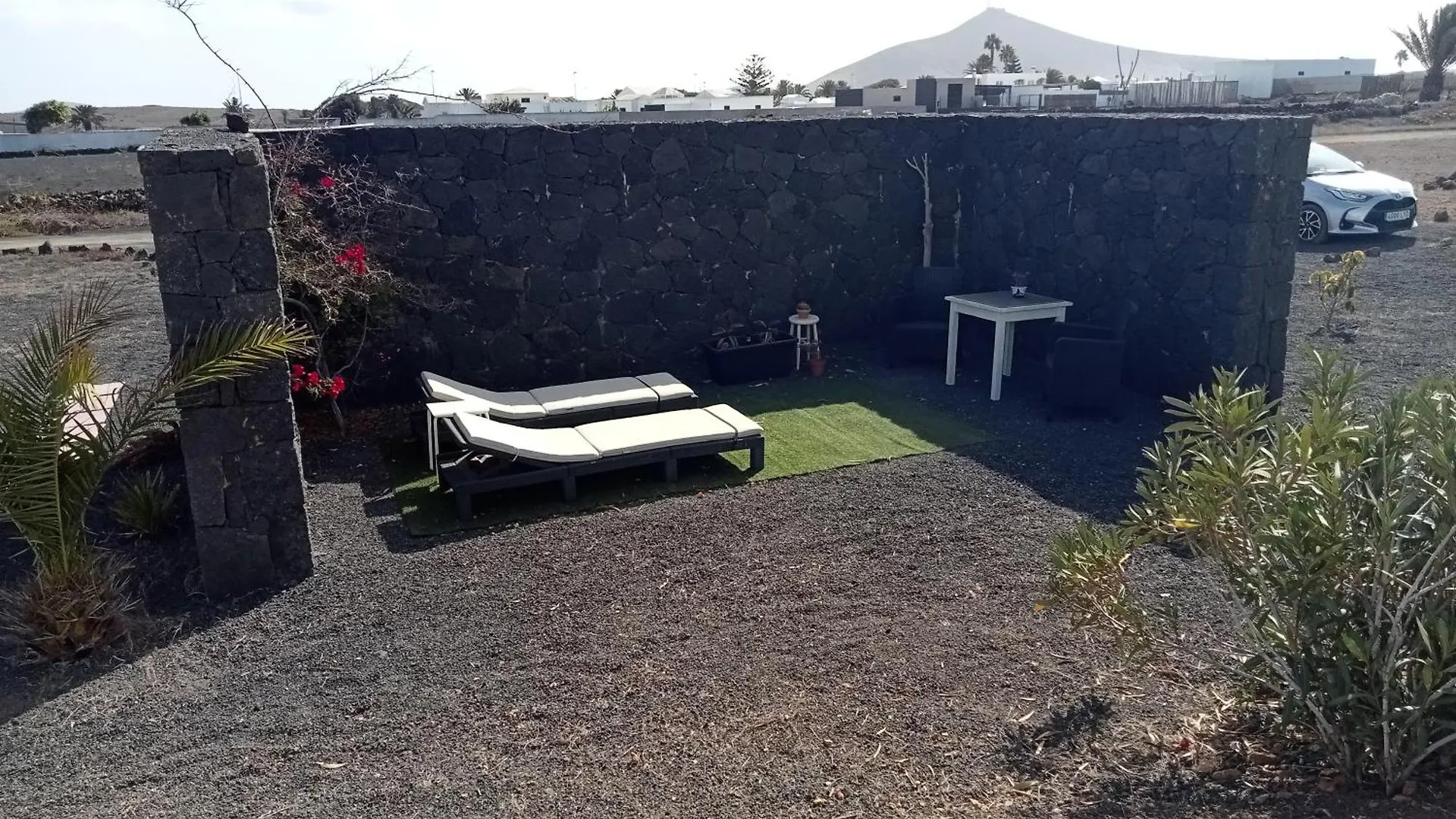 Quintero Suites San Bartolome  Spain